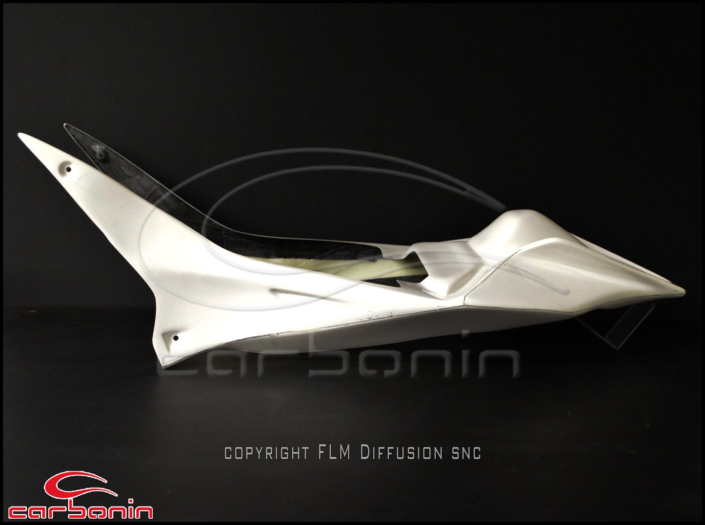 Codino PISTA AVIOFIBRA per sella originale APRILIA RSV4