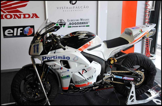 Carena PISTA Completa CARBONIO (Inclusi 10 Ganci Rapidi) HONDA CBR600RR - 2009-2012