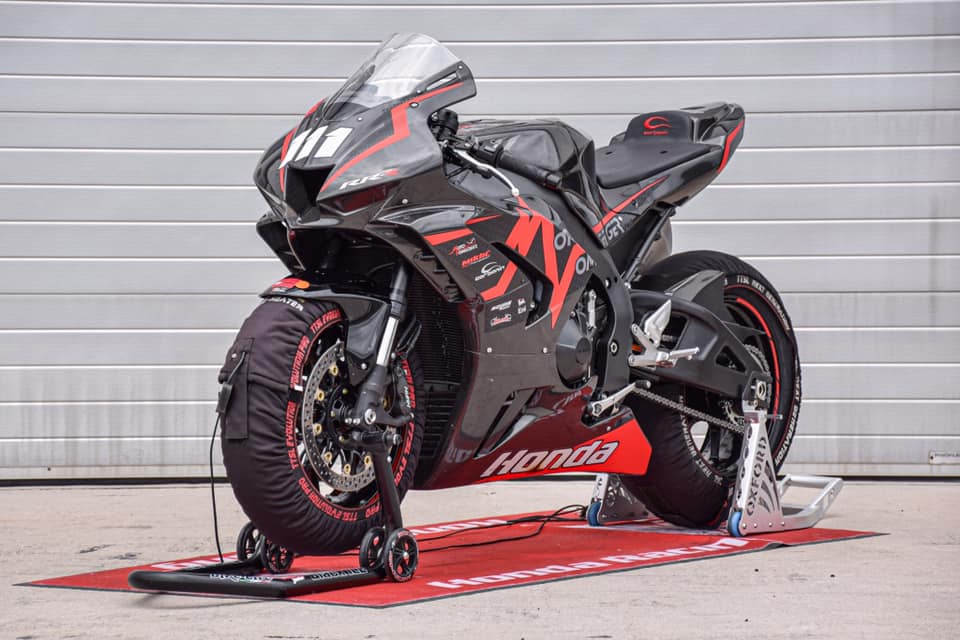 Carena PISTA Completa CARBONIO (inclusi 10 ganci rapidi) HONDA CBR1000RR-R - 2020-2023